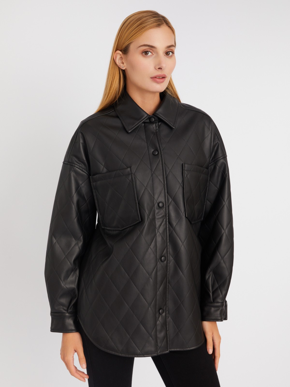 Стёганая куртка-рубашка из экокожи на синтепоне zolla 023335102044, цвет черный, размер XS - фото 4