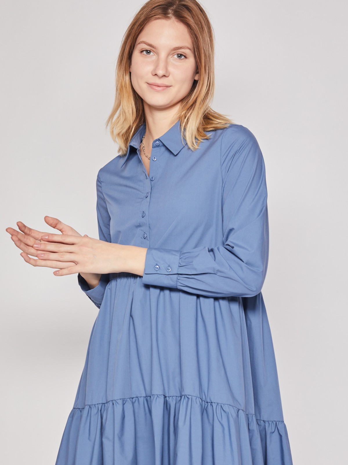 Ярусное платье-рубашка zolla 022138291223, цвет голубой, размер XS - фото 2