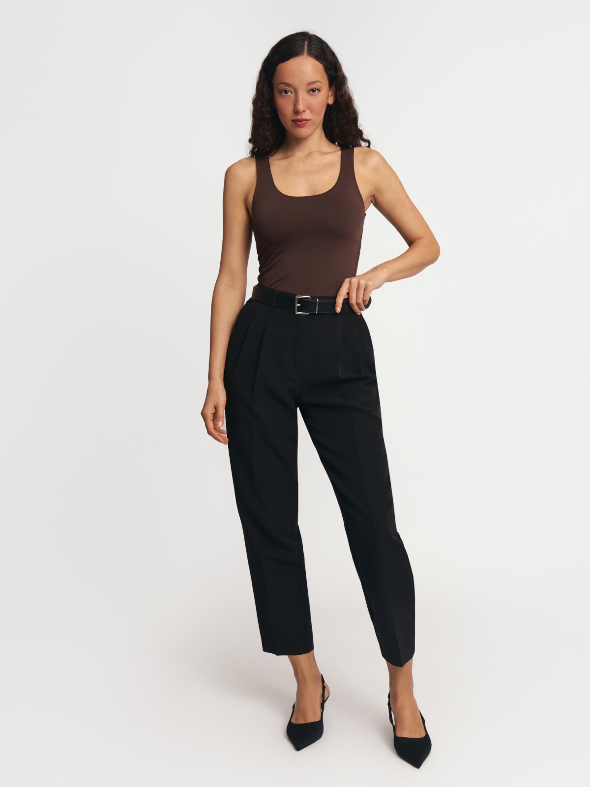 Бесшовный топ-майка без рукавов