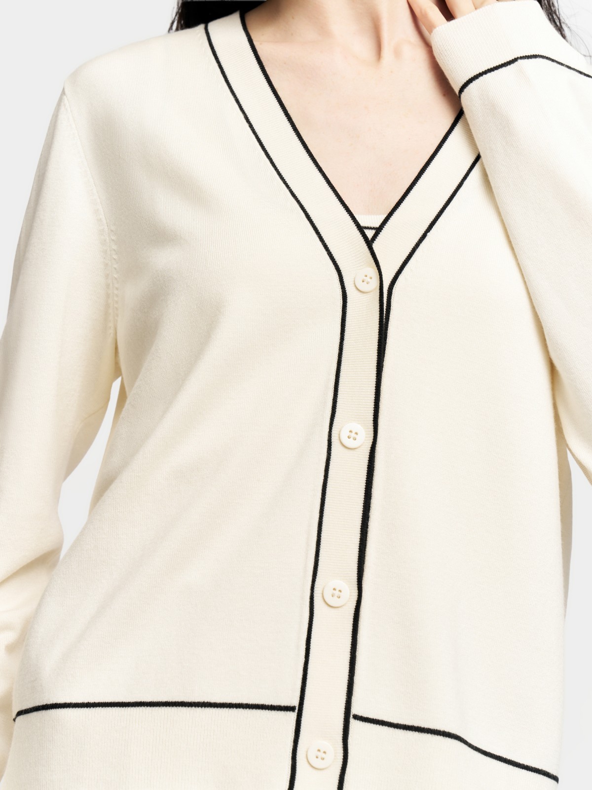 Трикотажный кардиган на пуговицах