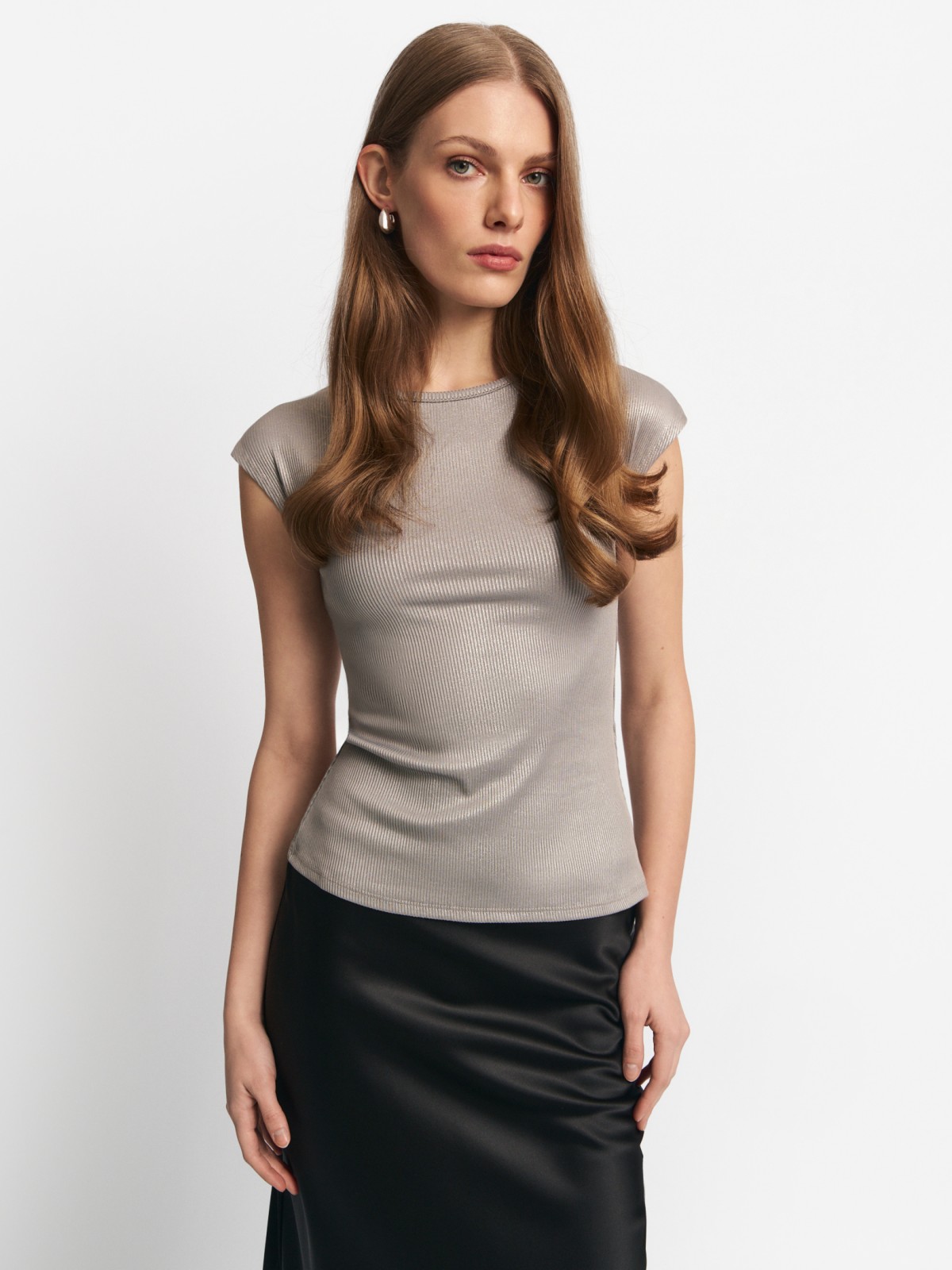 Топ из блестящей ткани