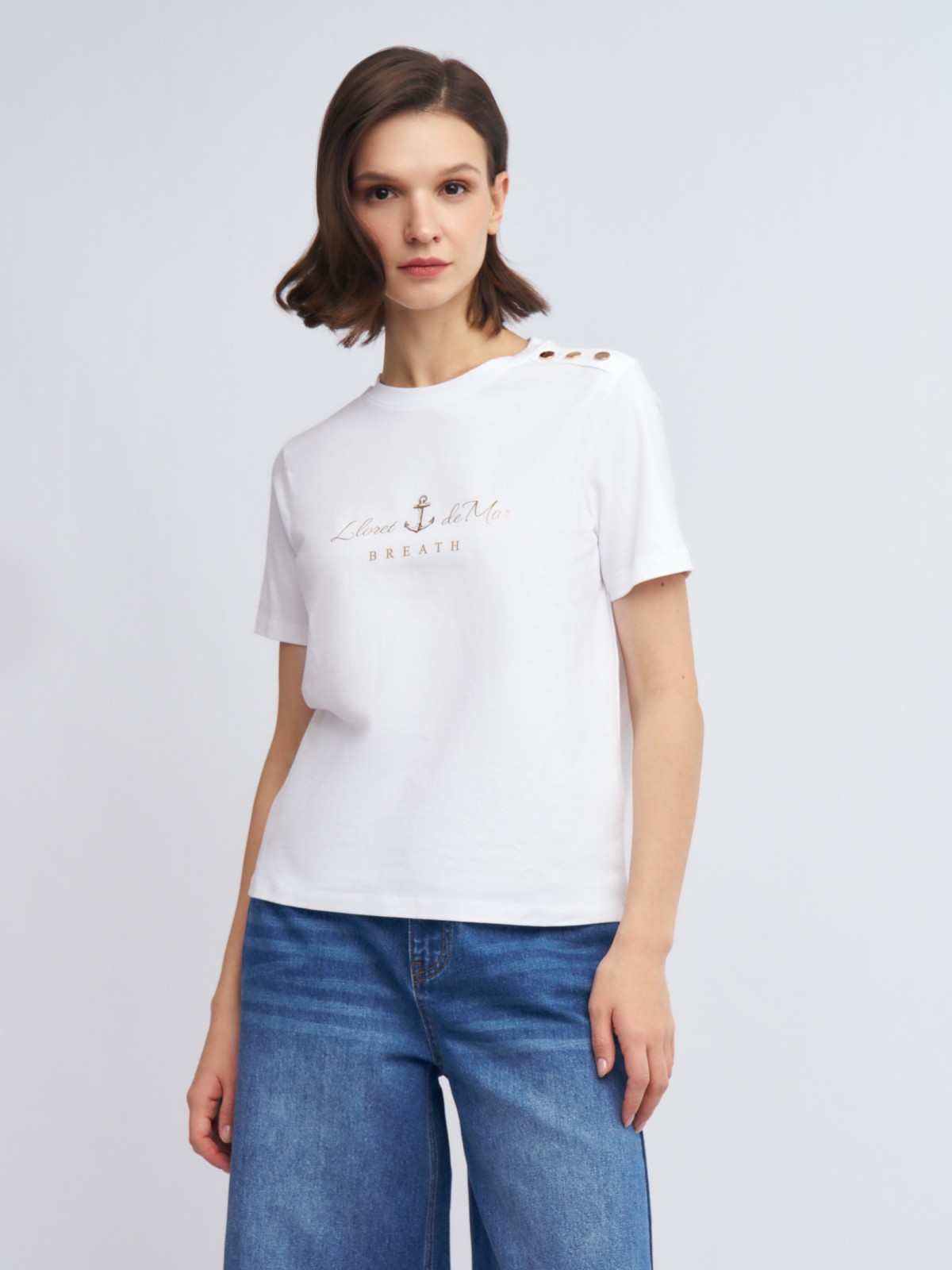 Футболка из хлопка с металлическим декором