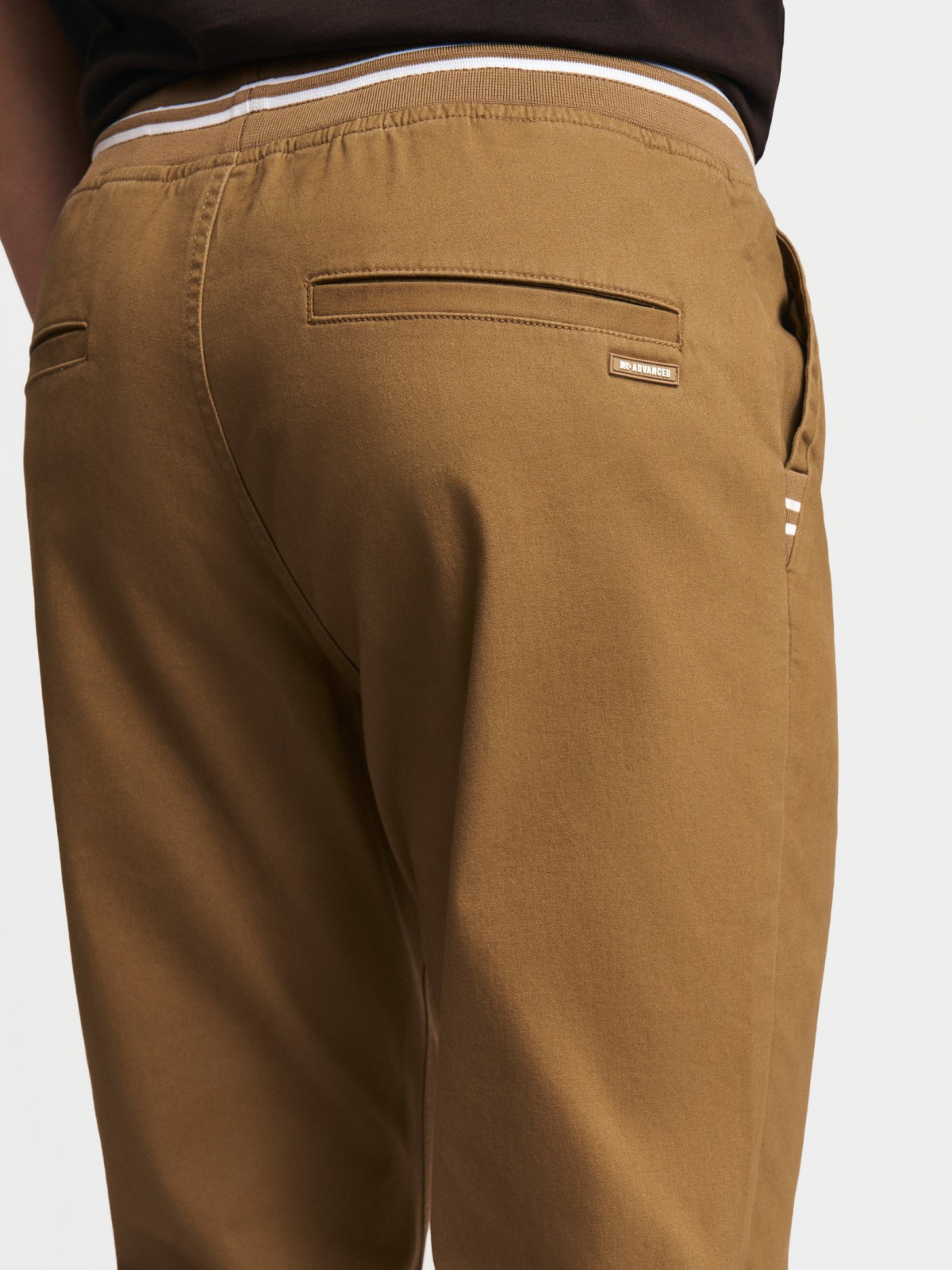 Брюки-джоггеры из хлопка на резинке