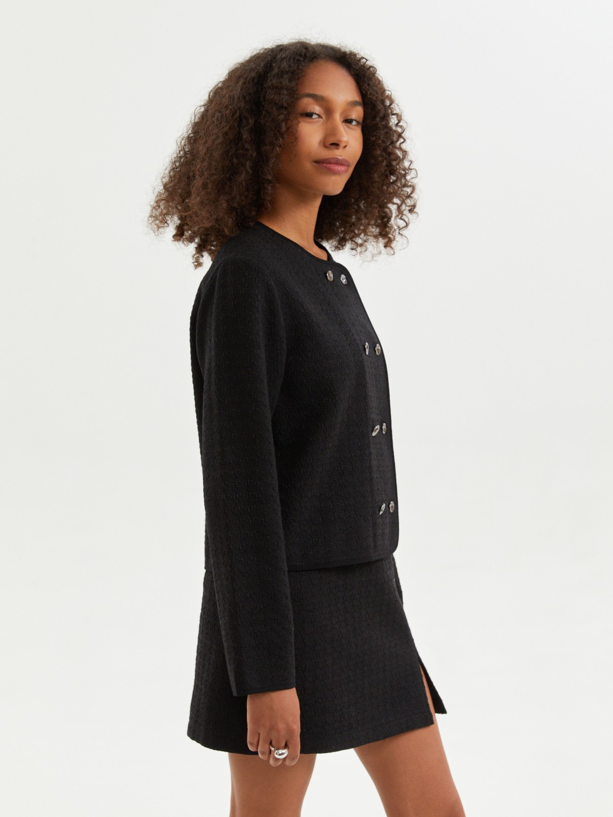 Твидовый жакет прямого силуэта на пуговицах