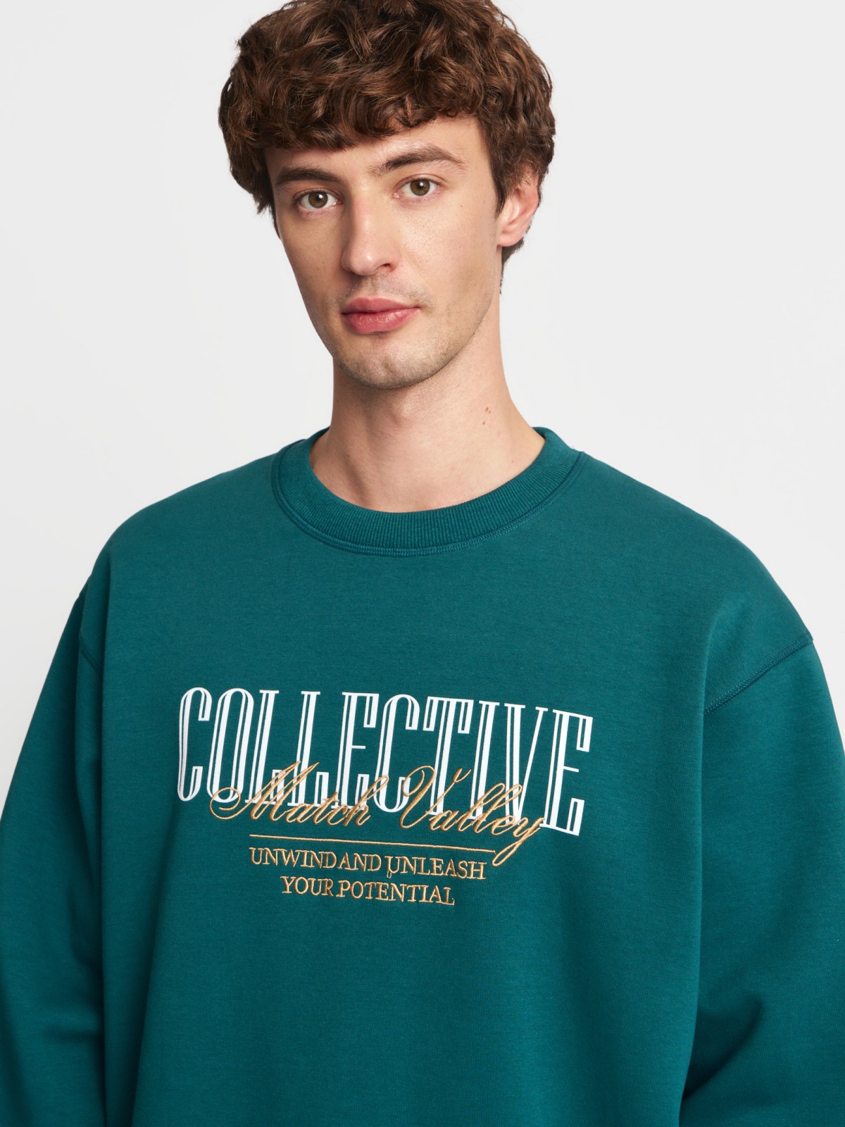 Свитшот с надписью