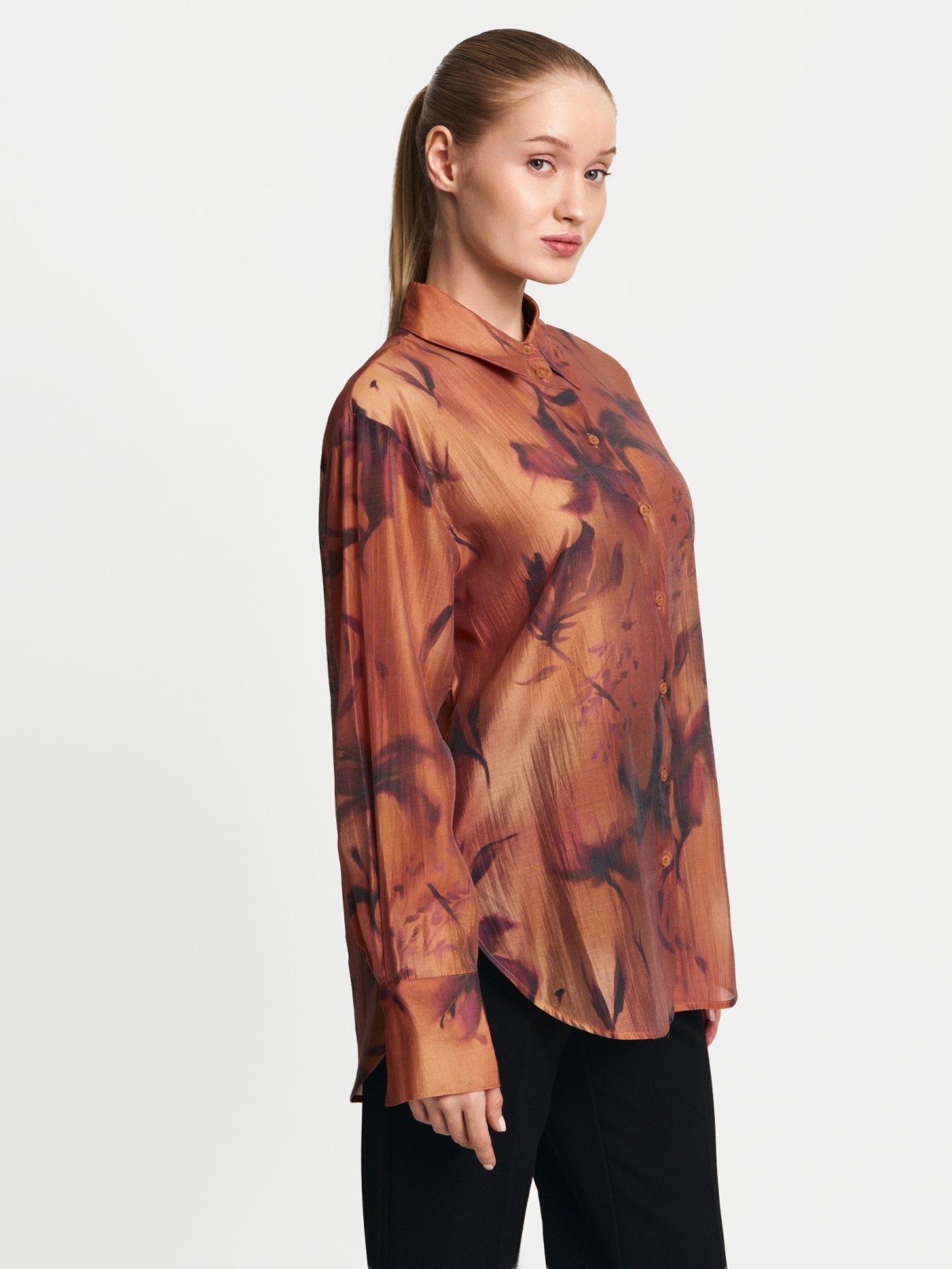 Свободная рубашка из органзы с принтом