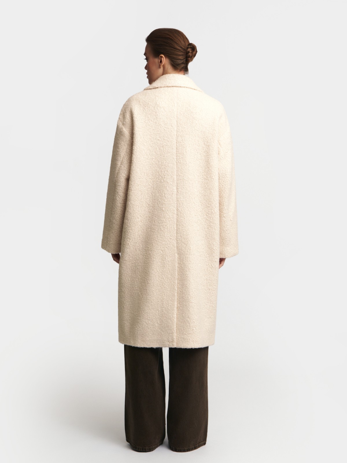 Пальто оверсайз из ткани букле без утеплителя