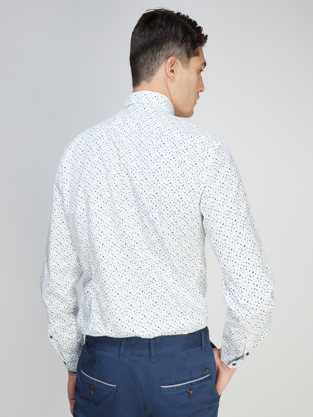 Рубашка с длинными  рукавами