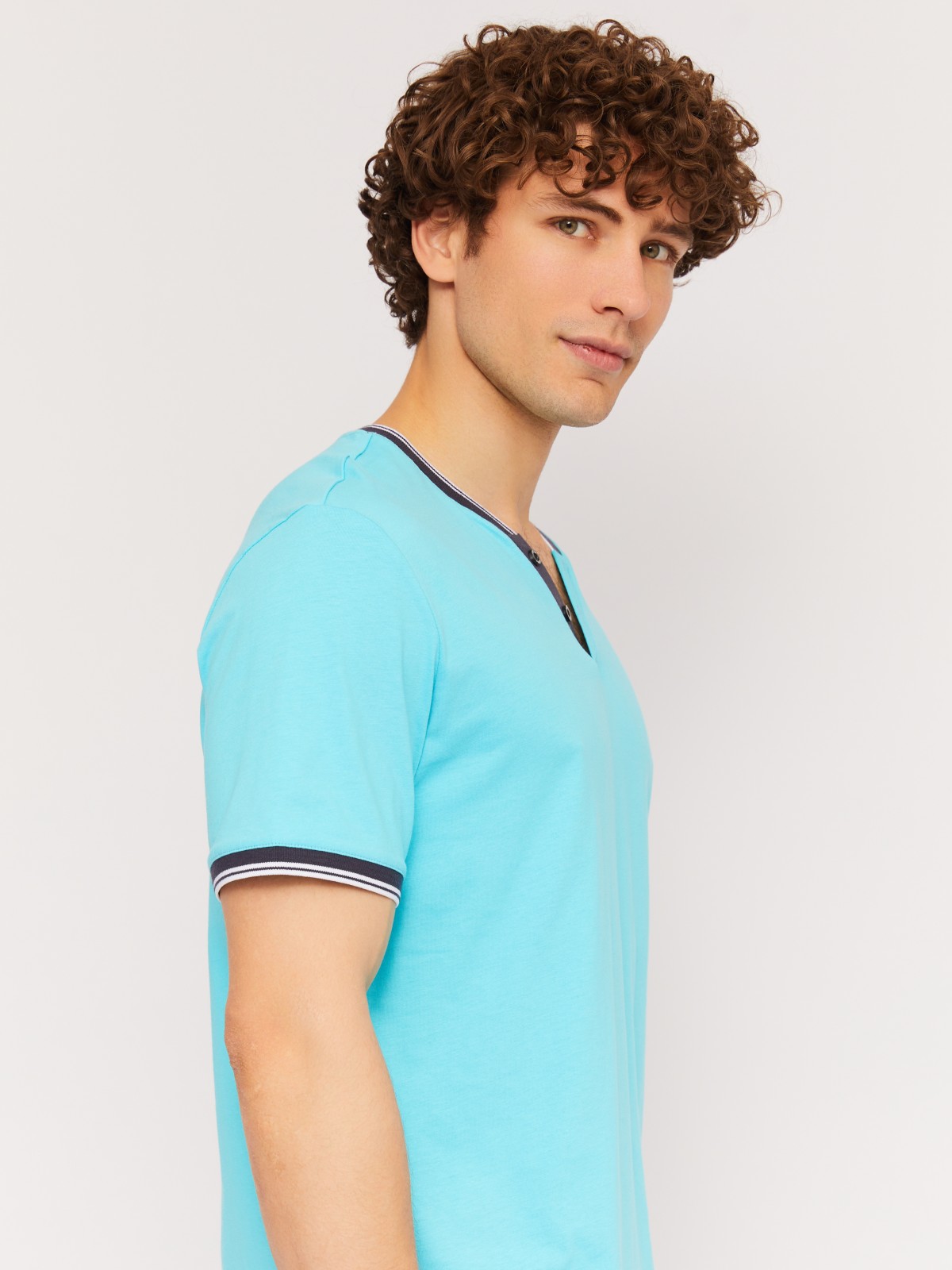 Футболка хенли из хлопка с коротким рукавом