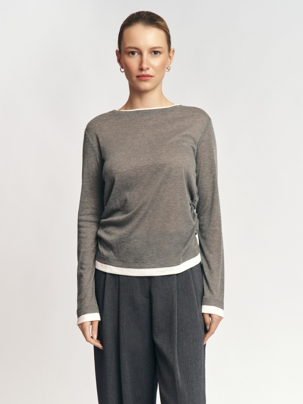 Трикотажный лонгслив с отделкой