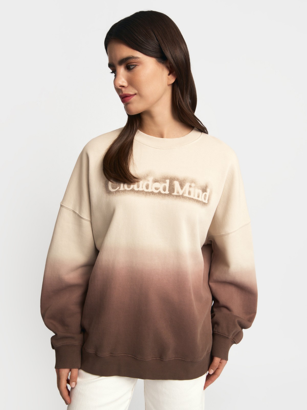 Свитшот оверсайз с надписью