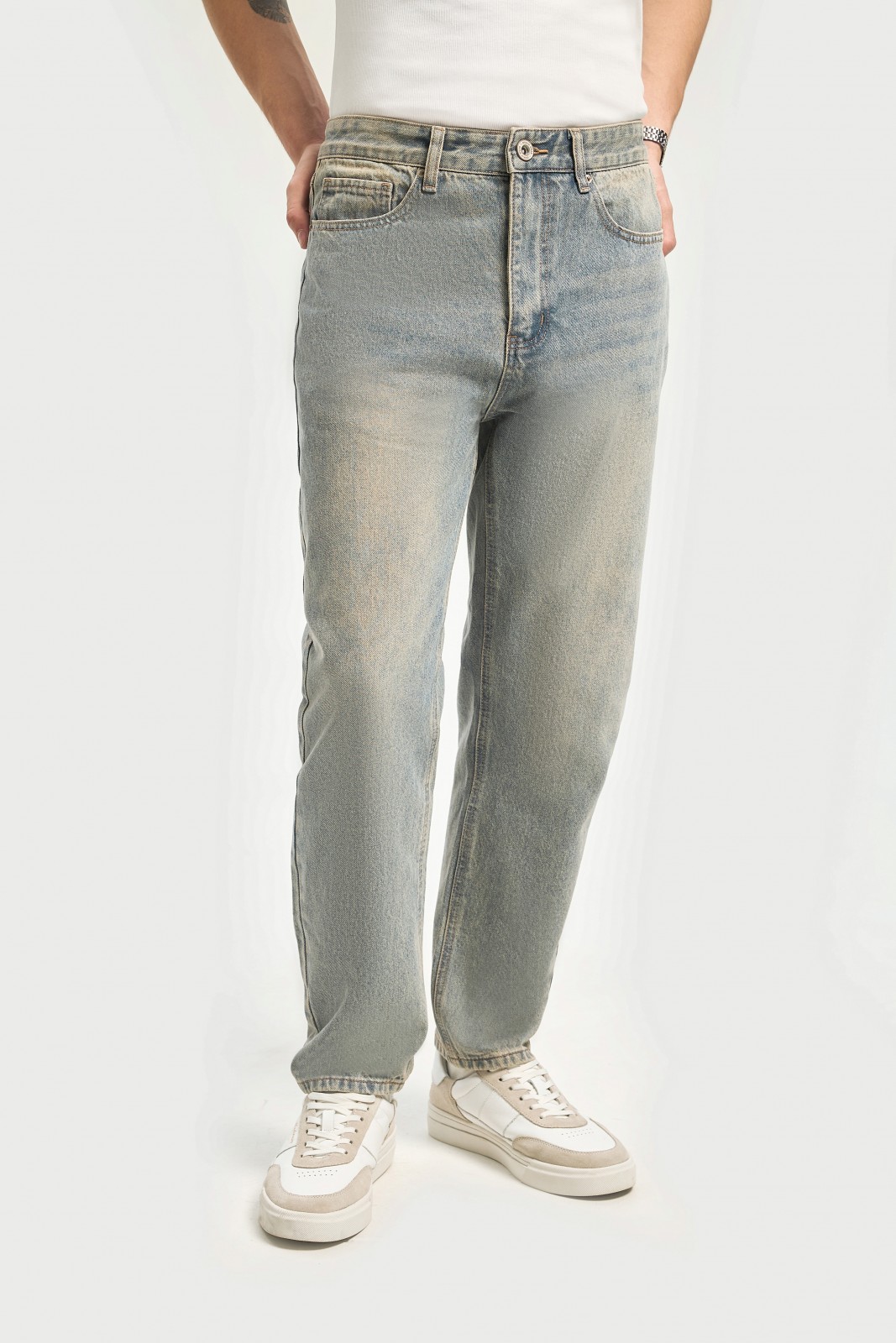 Джинсы фасона Tapered