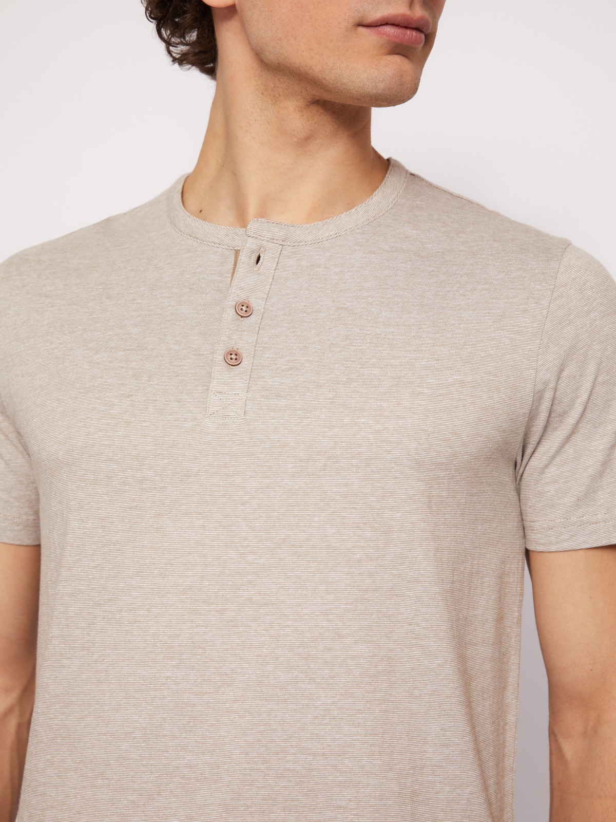 Футболка хенли в полоску с коротким рукавом