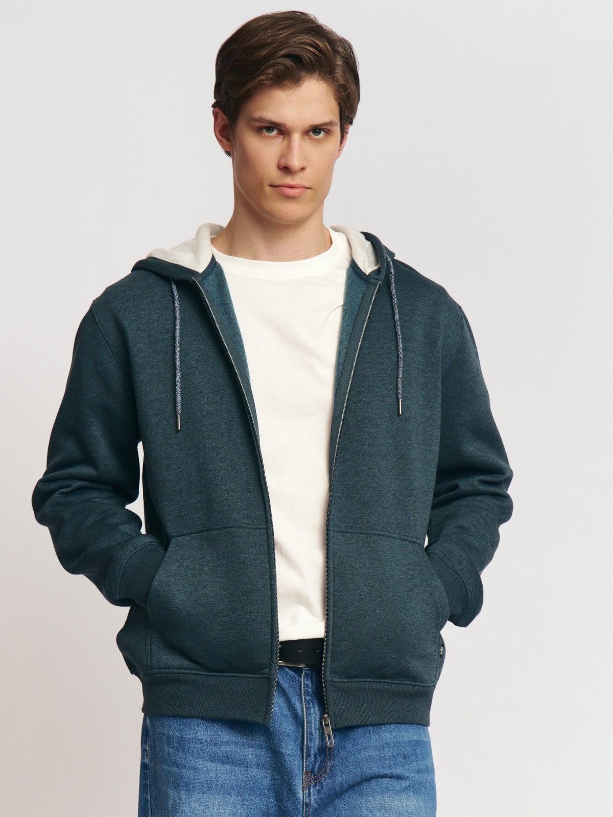 Толстовка на молнии с капюшоном однотонная