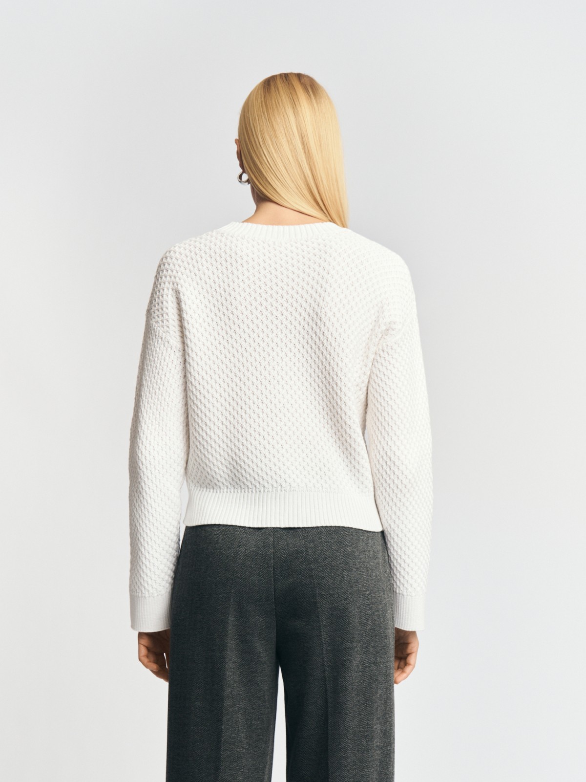 Вязаный джемпер с фактурным узором