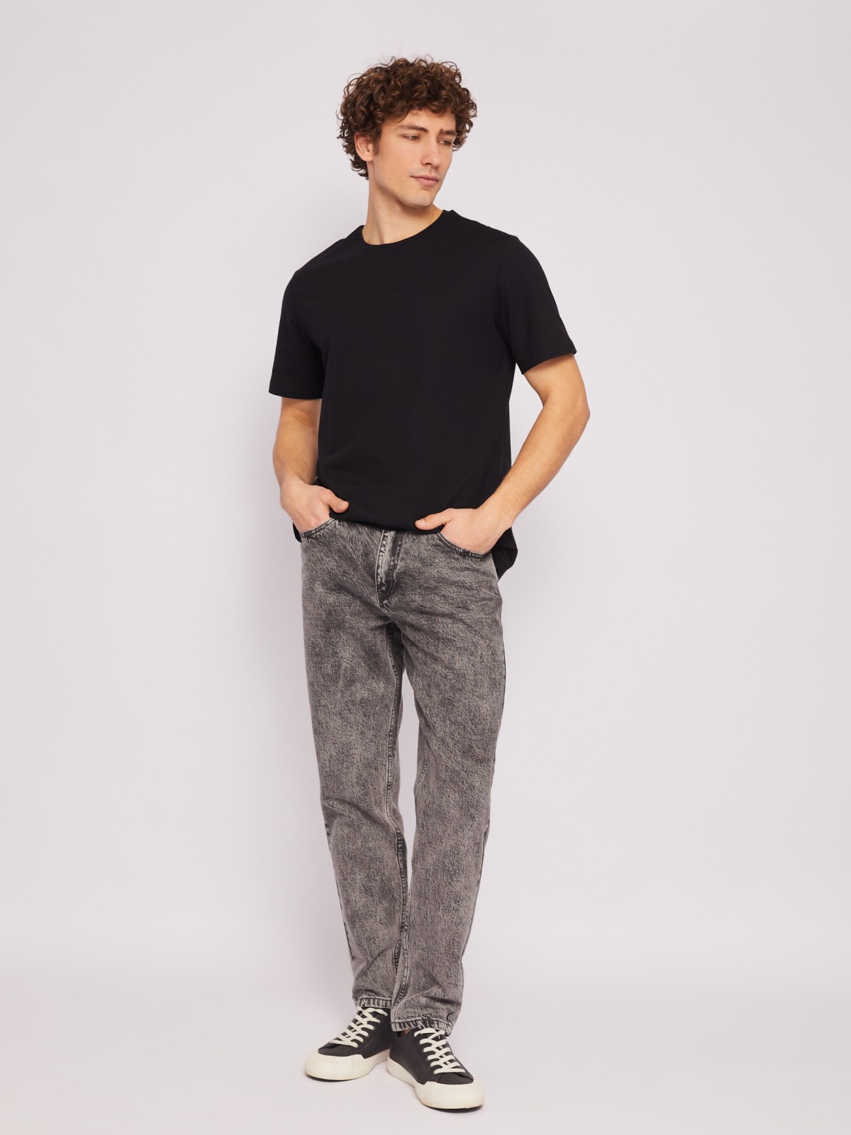 Однотонная футболка из хлопка с коротким рукавом