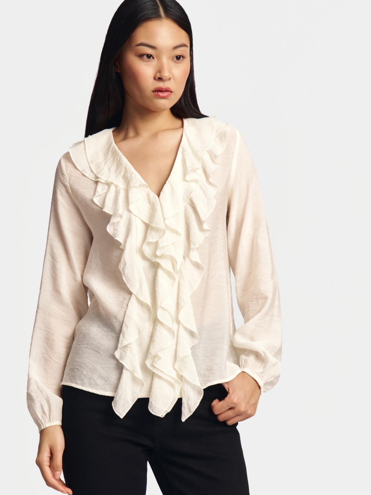 Рубашка с воланами