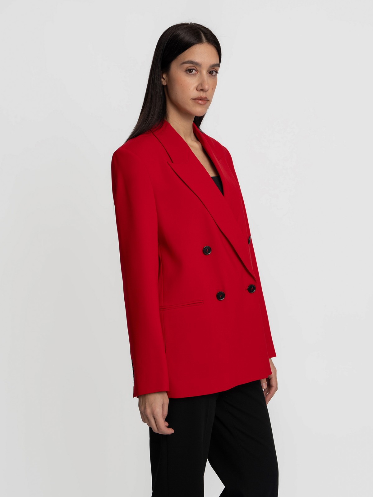 Жакет прямого силуэта на пуговицах