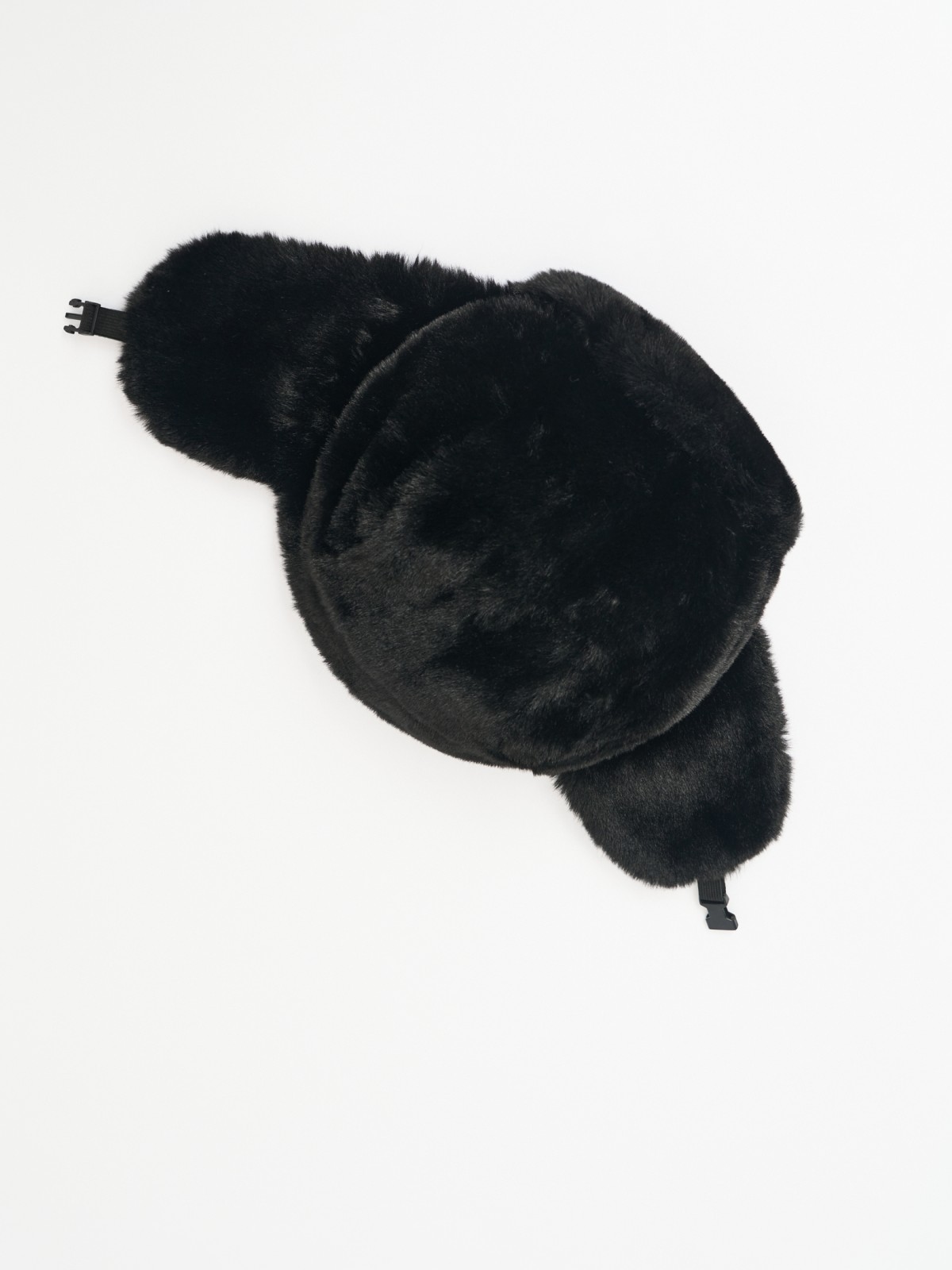 Тёплая шапка-ушанка из экомеха на синтепоне с флисом