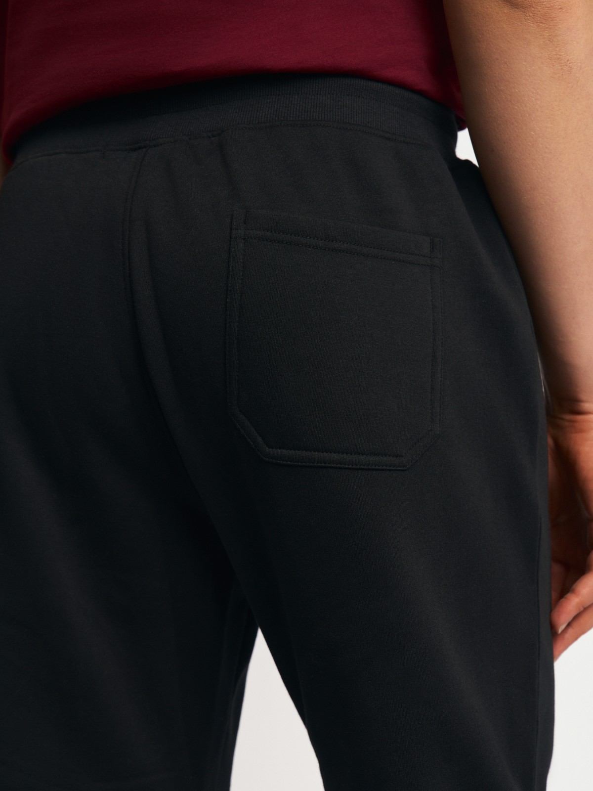 Тёплые трикотажные брюки-джоггеры с начёсом