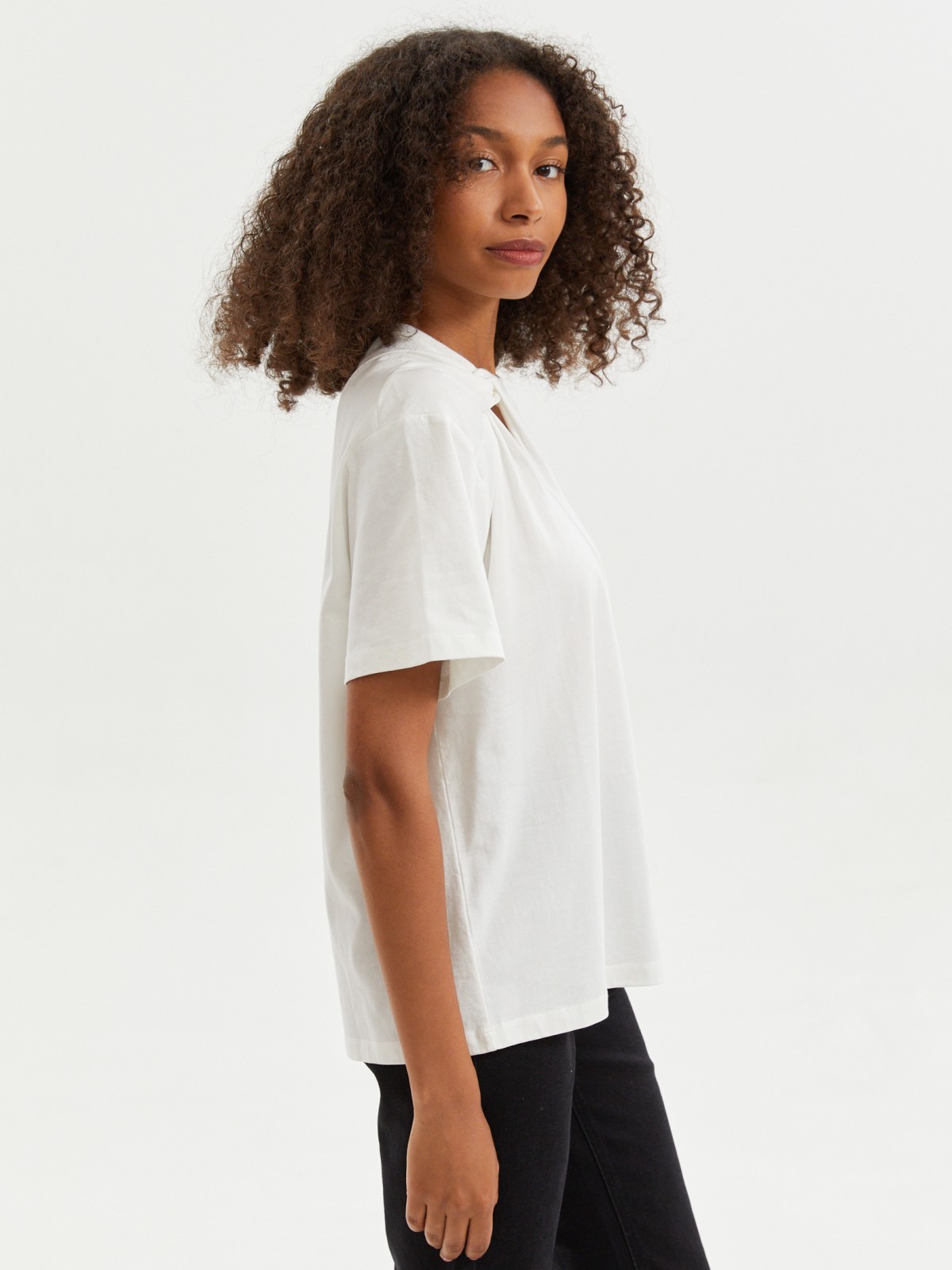 Футболка оверсайз из хлопка с узлом