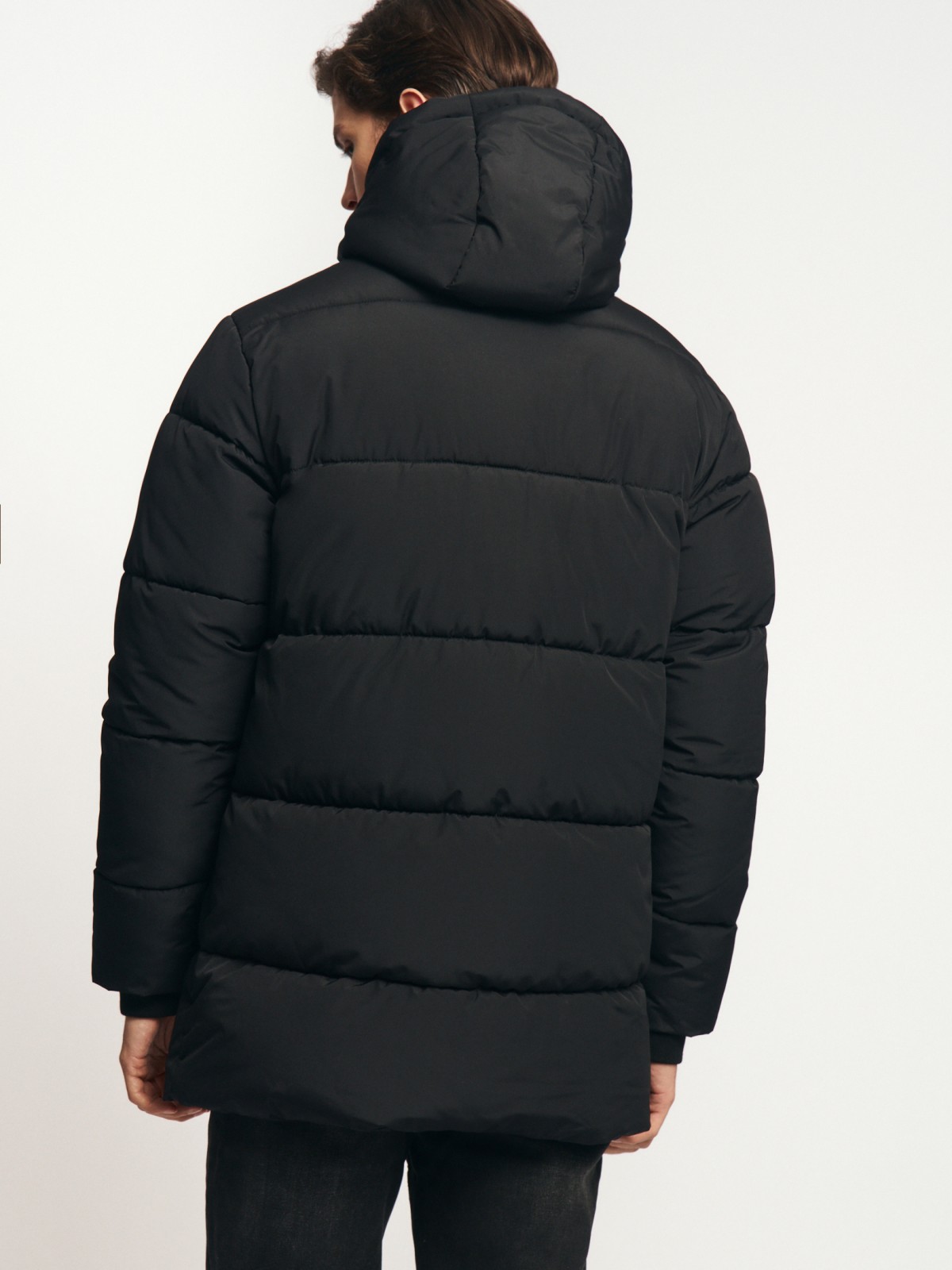 Тёплая куртка с капюшоном