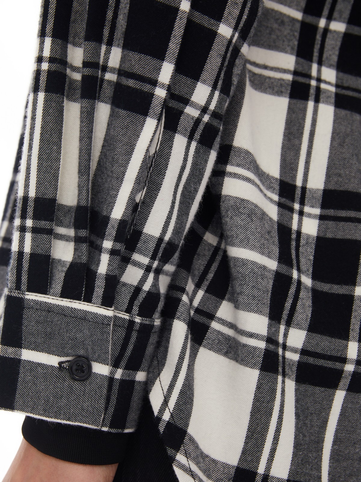 Верхняя рубашка оверсайз из фланели с капюшоном zolla 024111159453, цвет черный, размер XS - фото 6