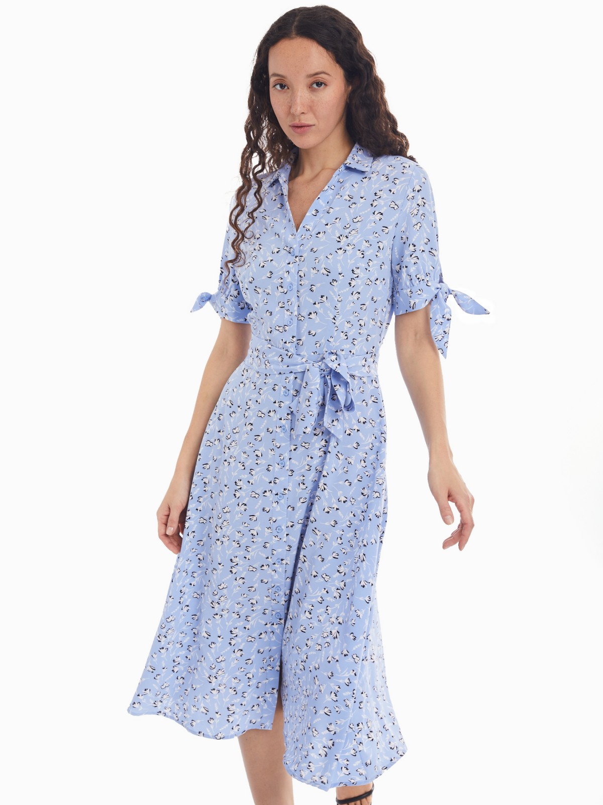 Платье-рубашка с поясом и акцентными короткими рукавами zolla 024138240412, цвет светло-голубой, размер XS - фото 4