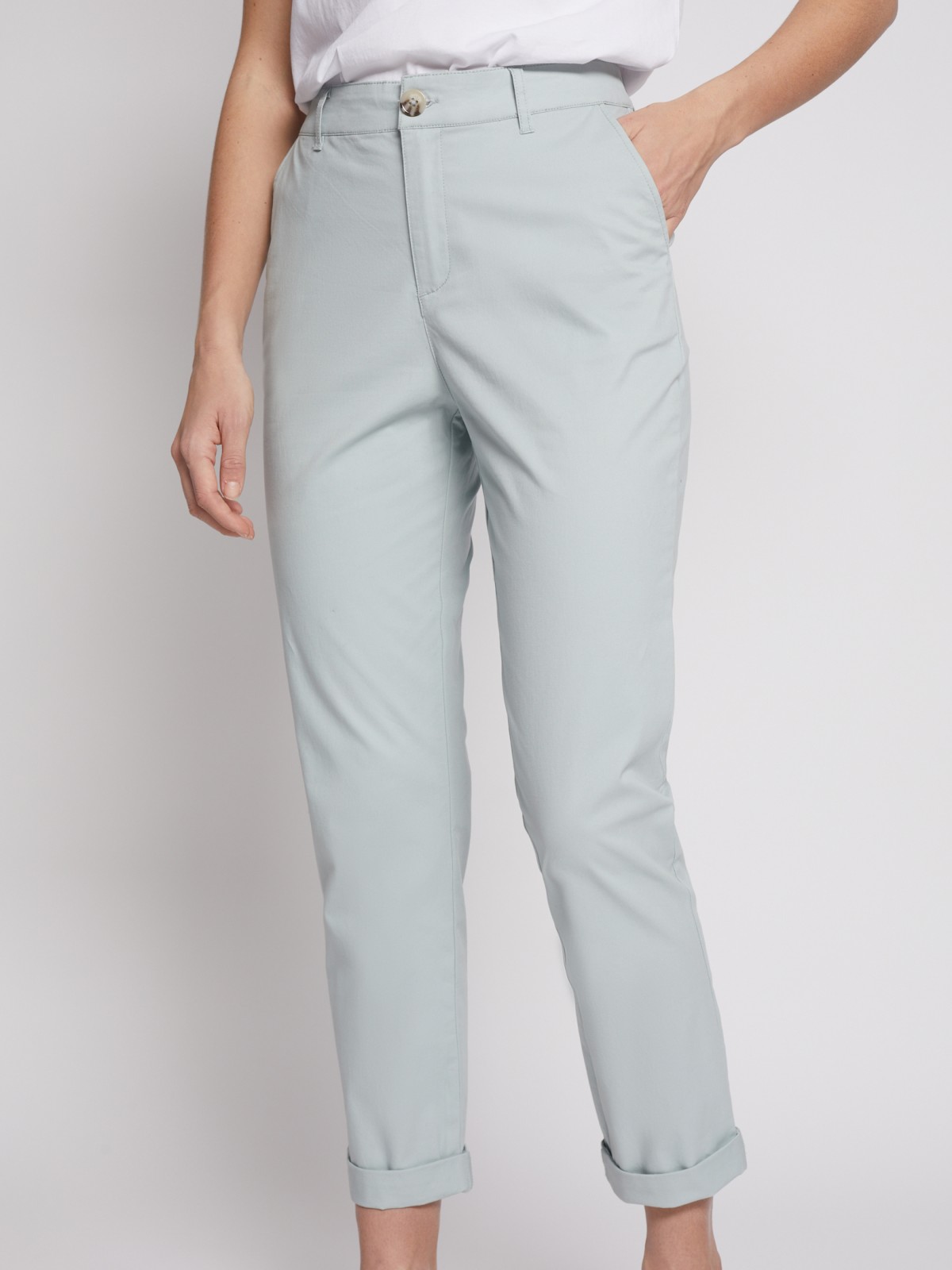 Брюки-чинос с отворотами