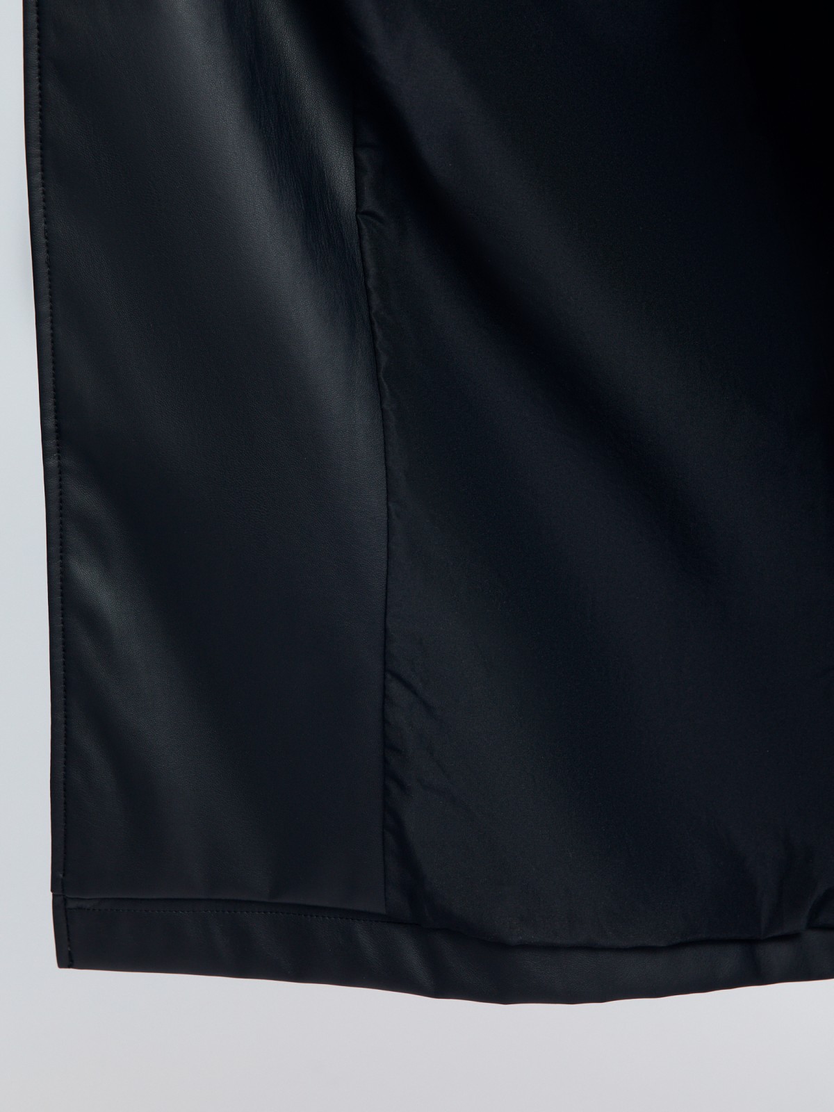 Длинное пальто-тренч из экокожи с поясом