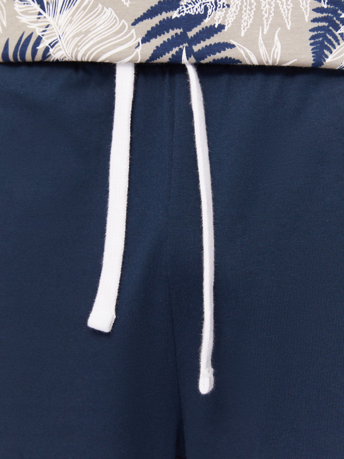 Трикотажные шорты из хлопка на резинке