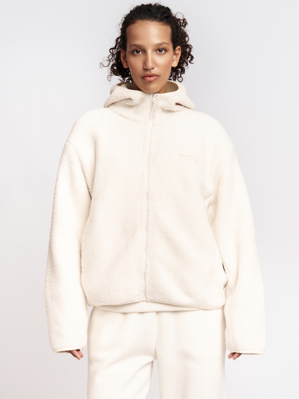 Толстовка из экомеха на молнии