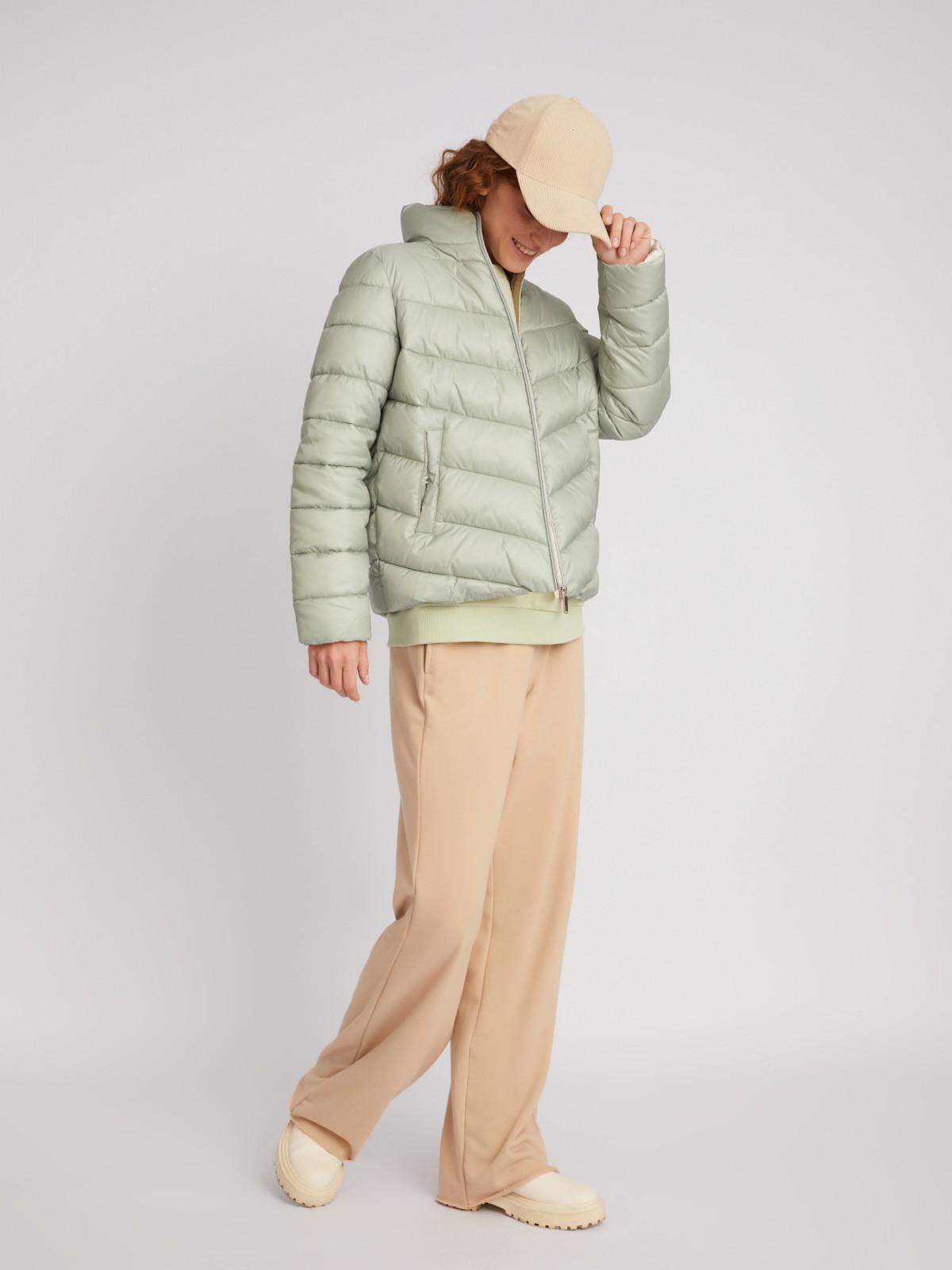 Тёплая стёганая куртка на молнии с высоким воротником zolla 023335102204, цвет светло-зеленый, размер M - фото 2