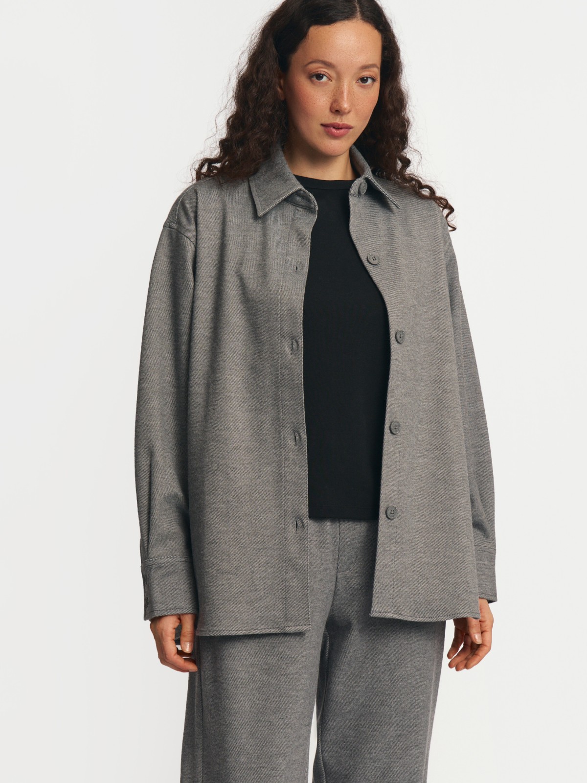 Верхняя рубашка на пуговицах