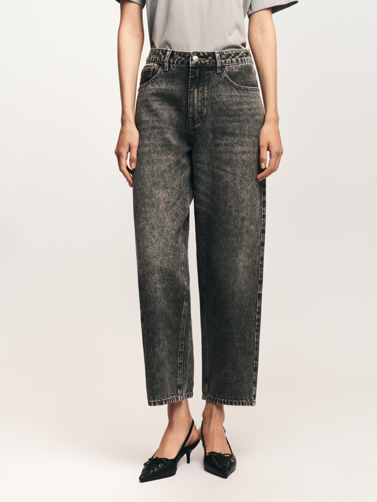 Джинсы силуэта Balloon с посадкой Loose