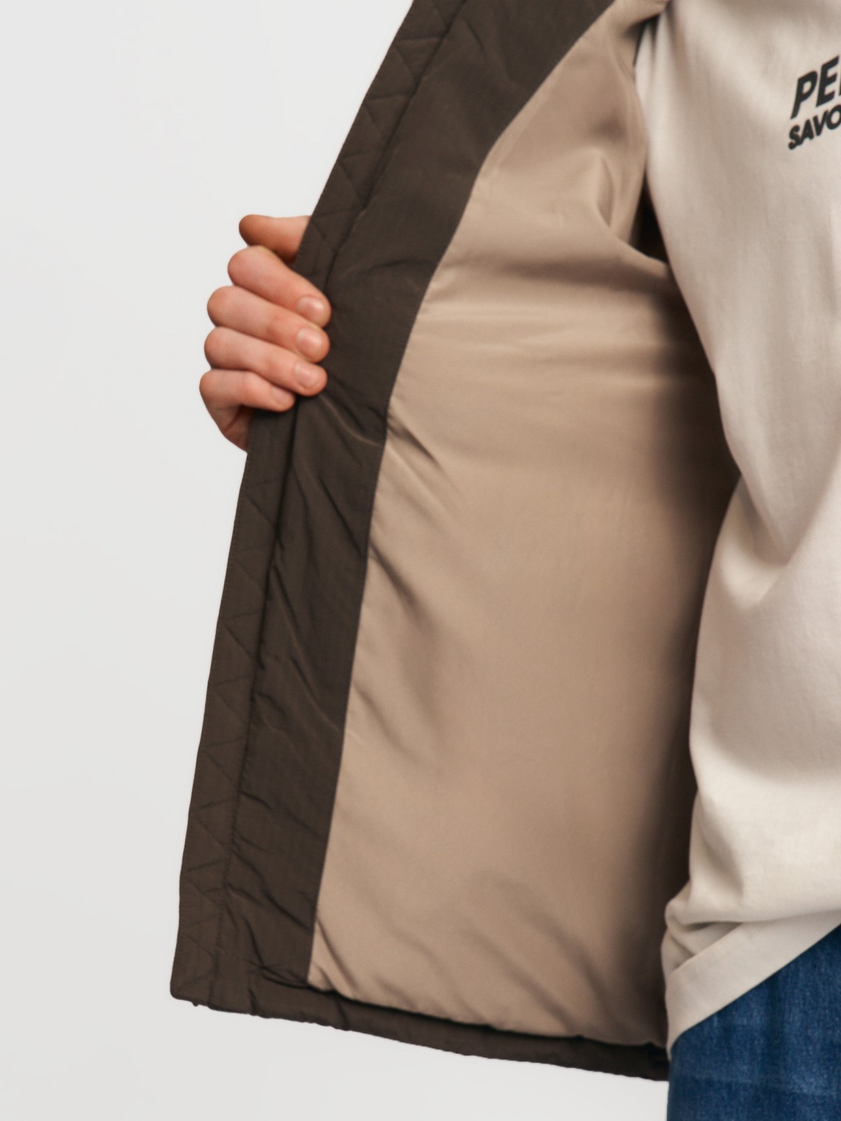 Тёплая куртка с воротником-стойкой