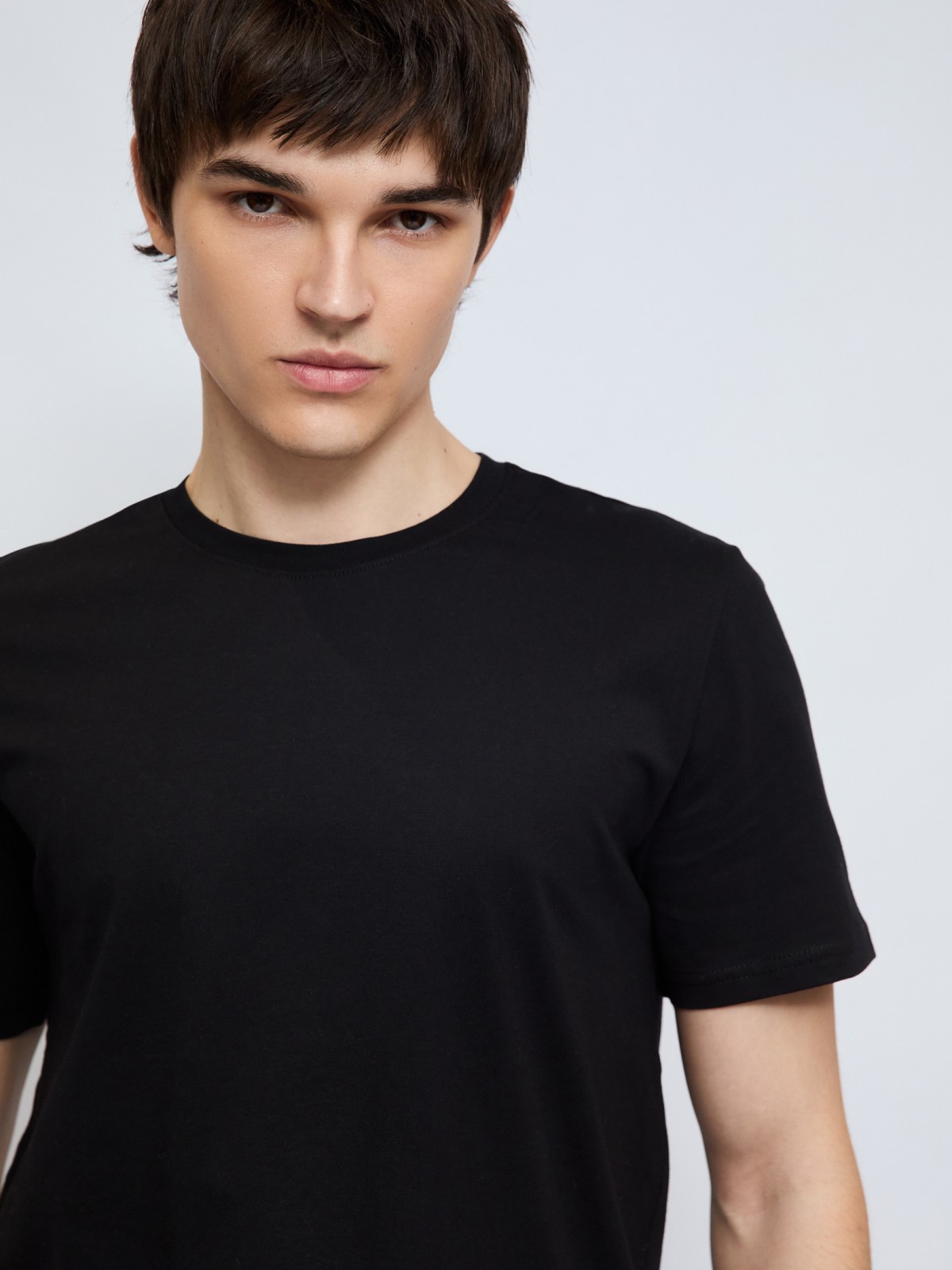 Футболка из хлопка с круглым вырезом