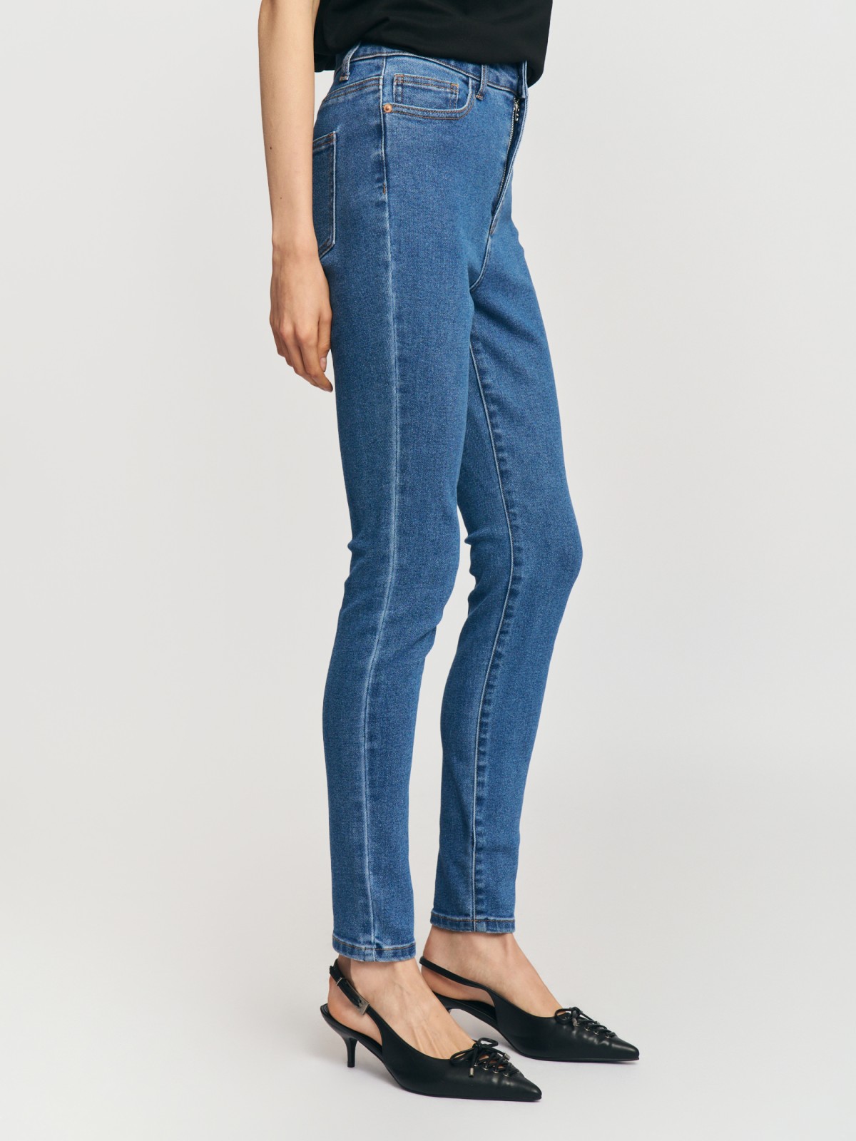Джинсы силуэта Skinny с высокой посадкой