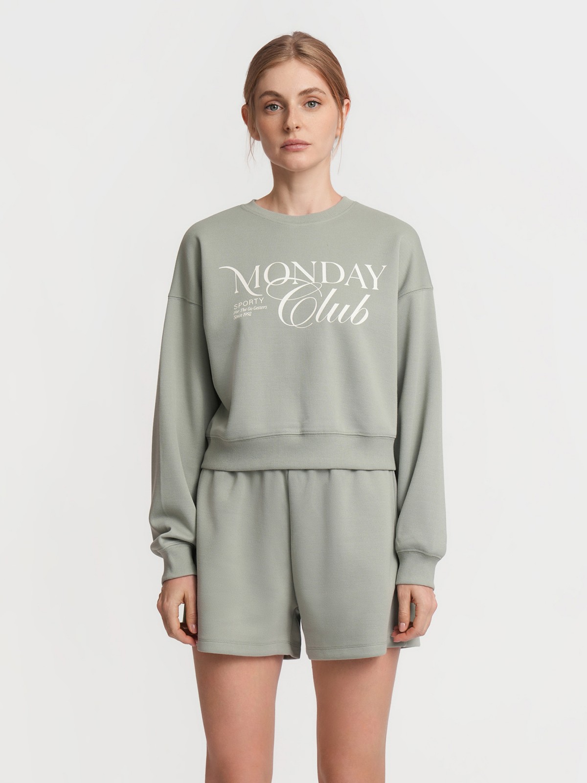 Толстовка с длинными  рукавами