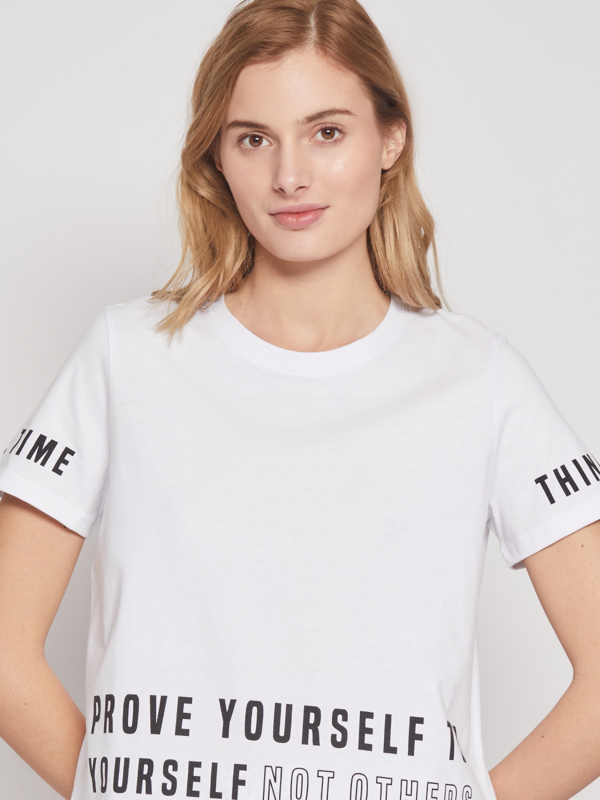 Комбинированная футболка с надписью