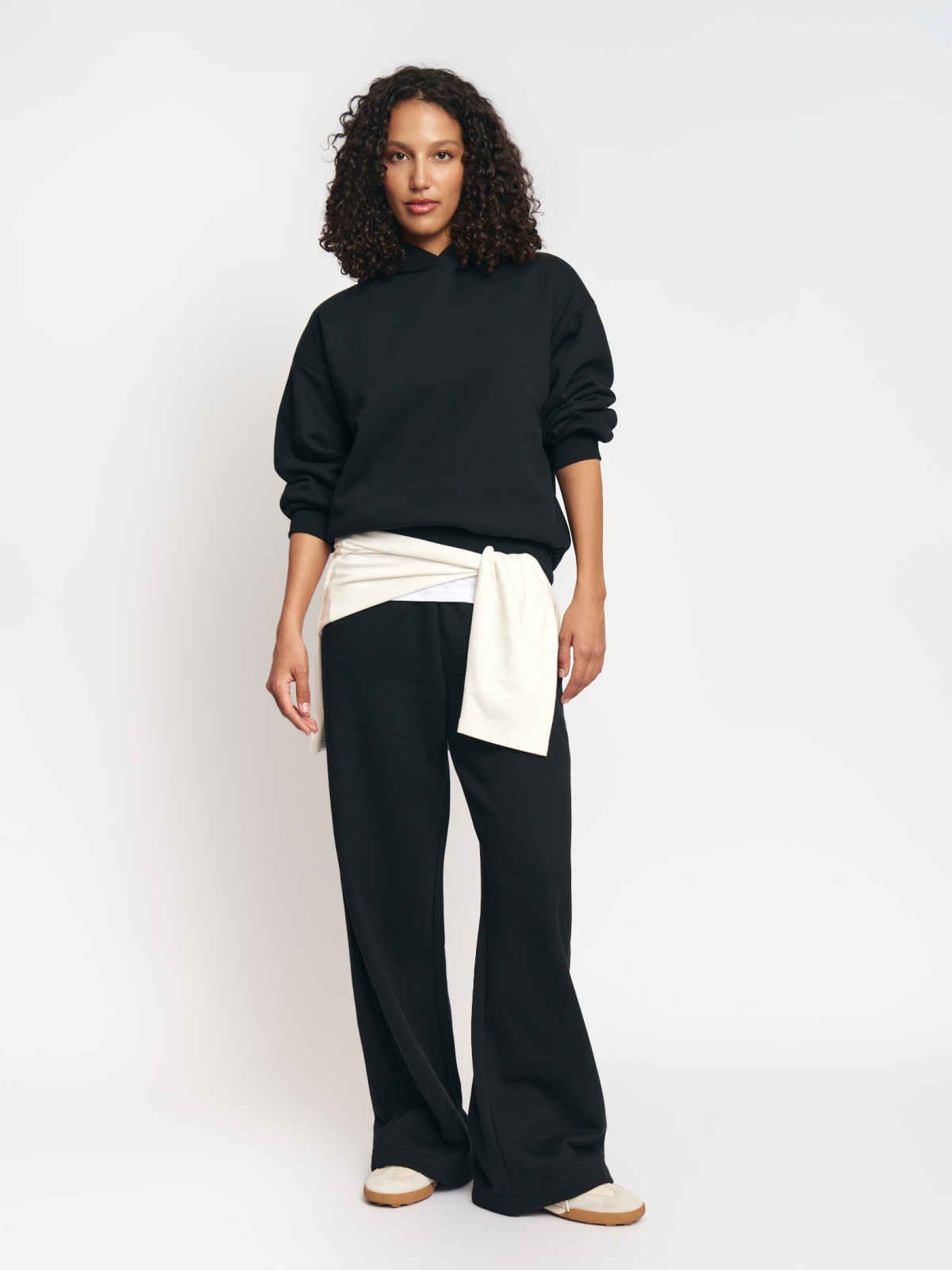 Утеплённые брюки на резинке с начёсом 1599₽