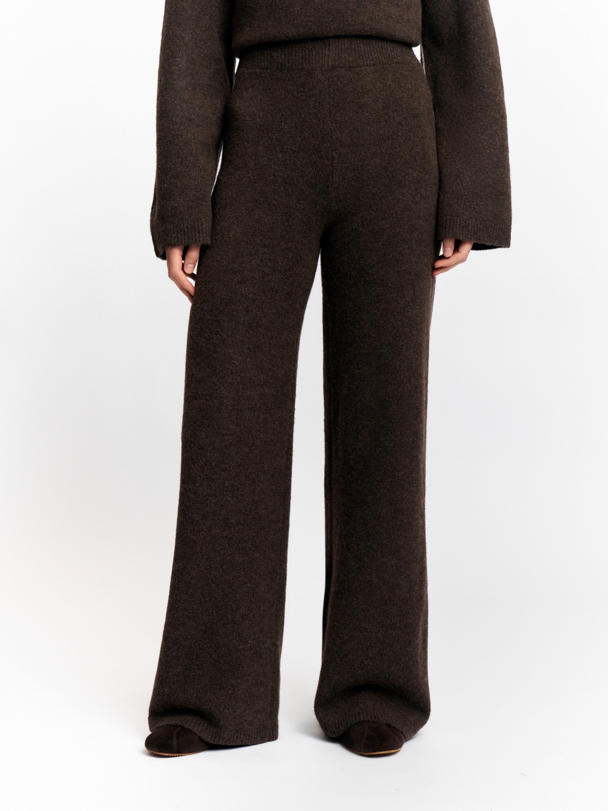 Вязаные брюки на резинке с шерстью