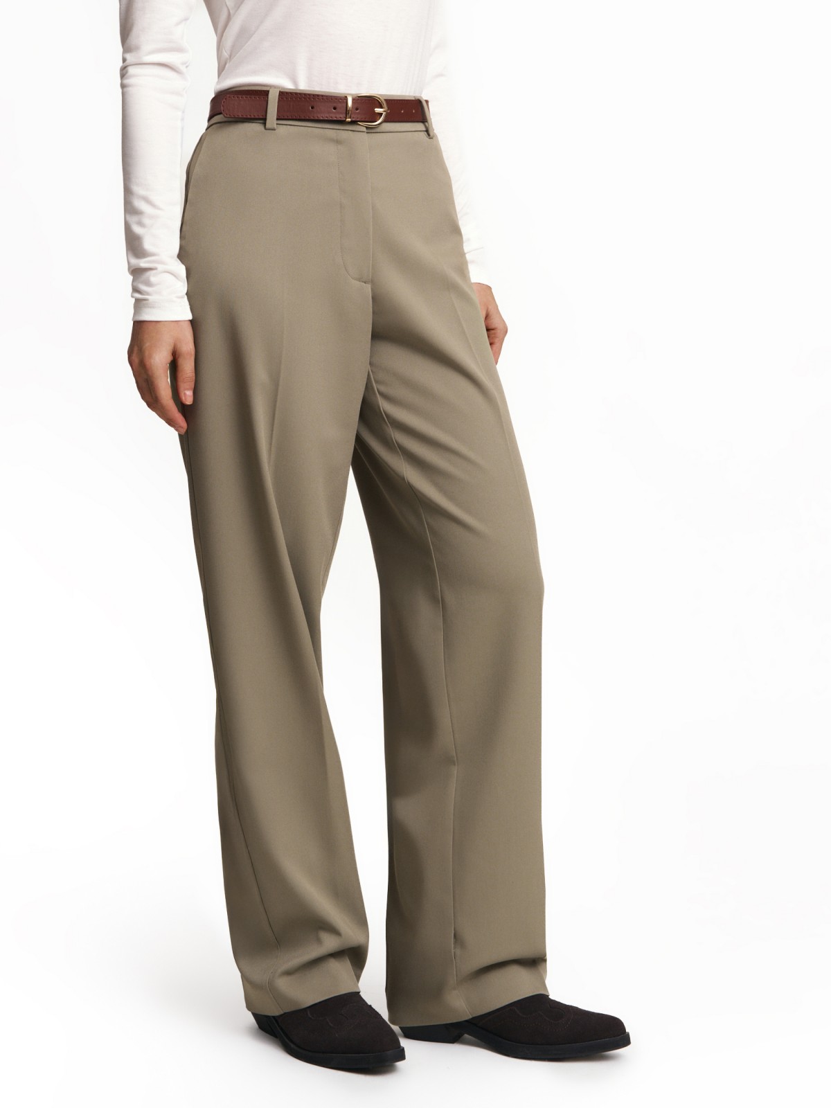 Брюки прямого силуэта со стрелками