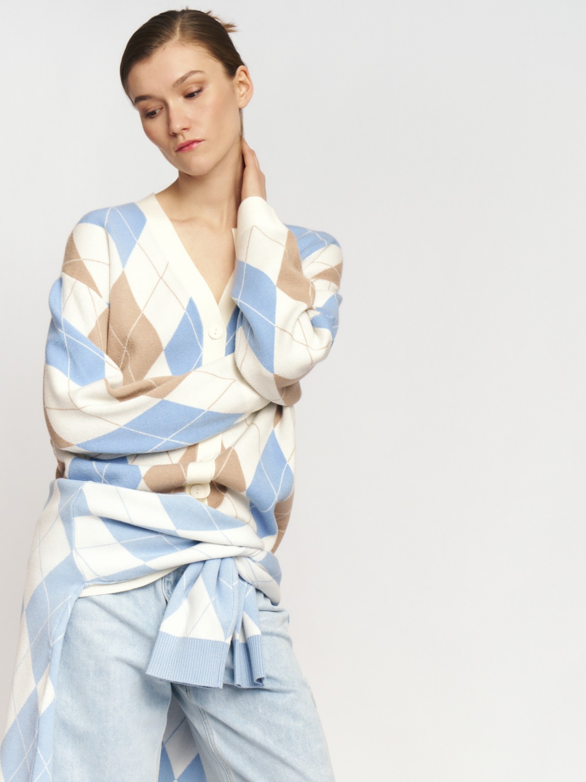 Трикотажный кардиган в ромб на пуговицах
