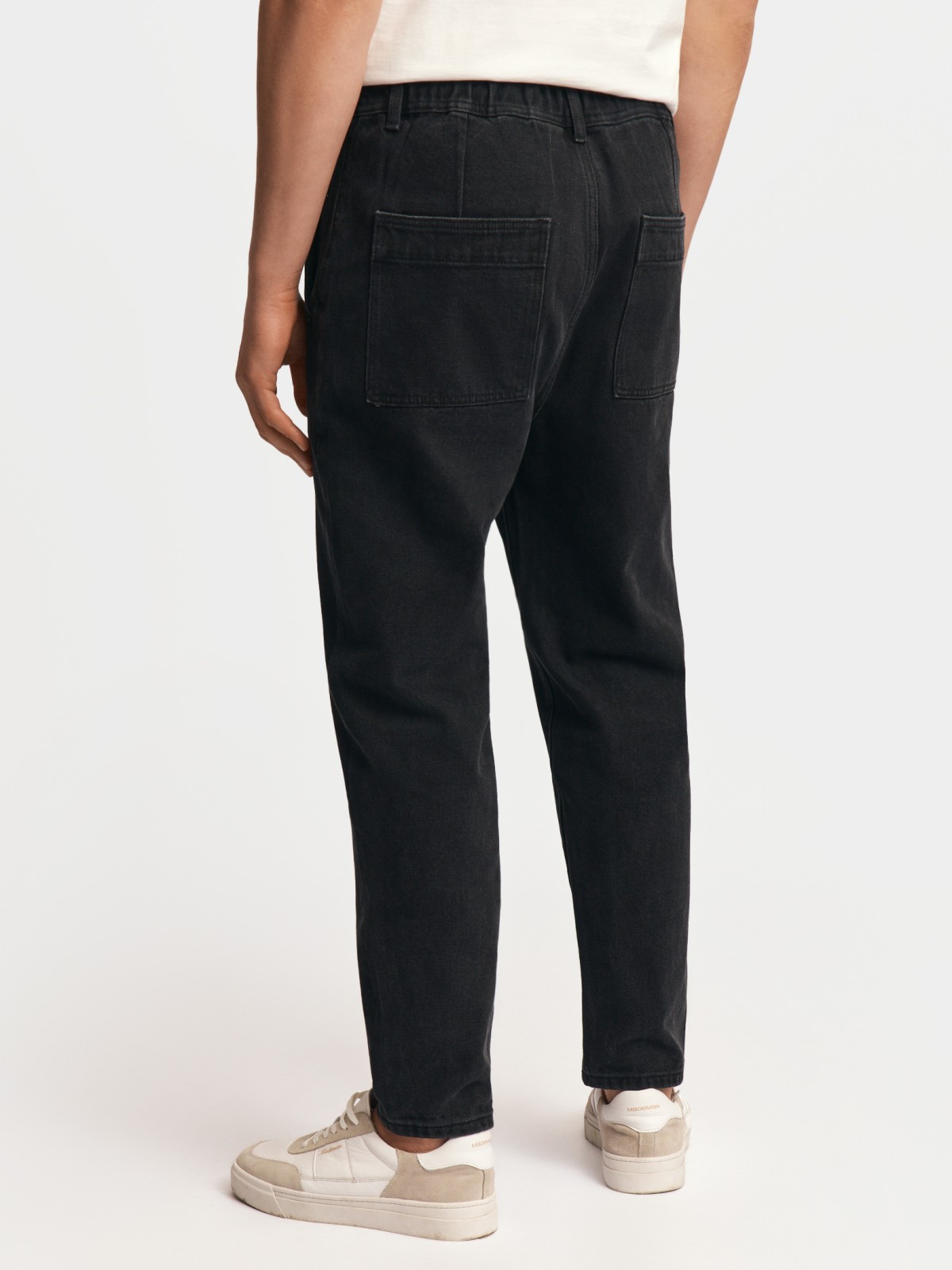 Джинсы фасона Slouchy