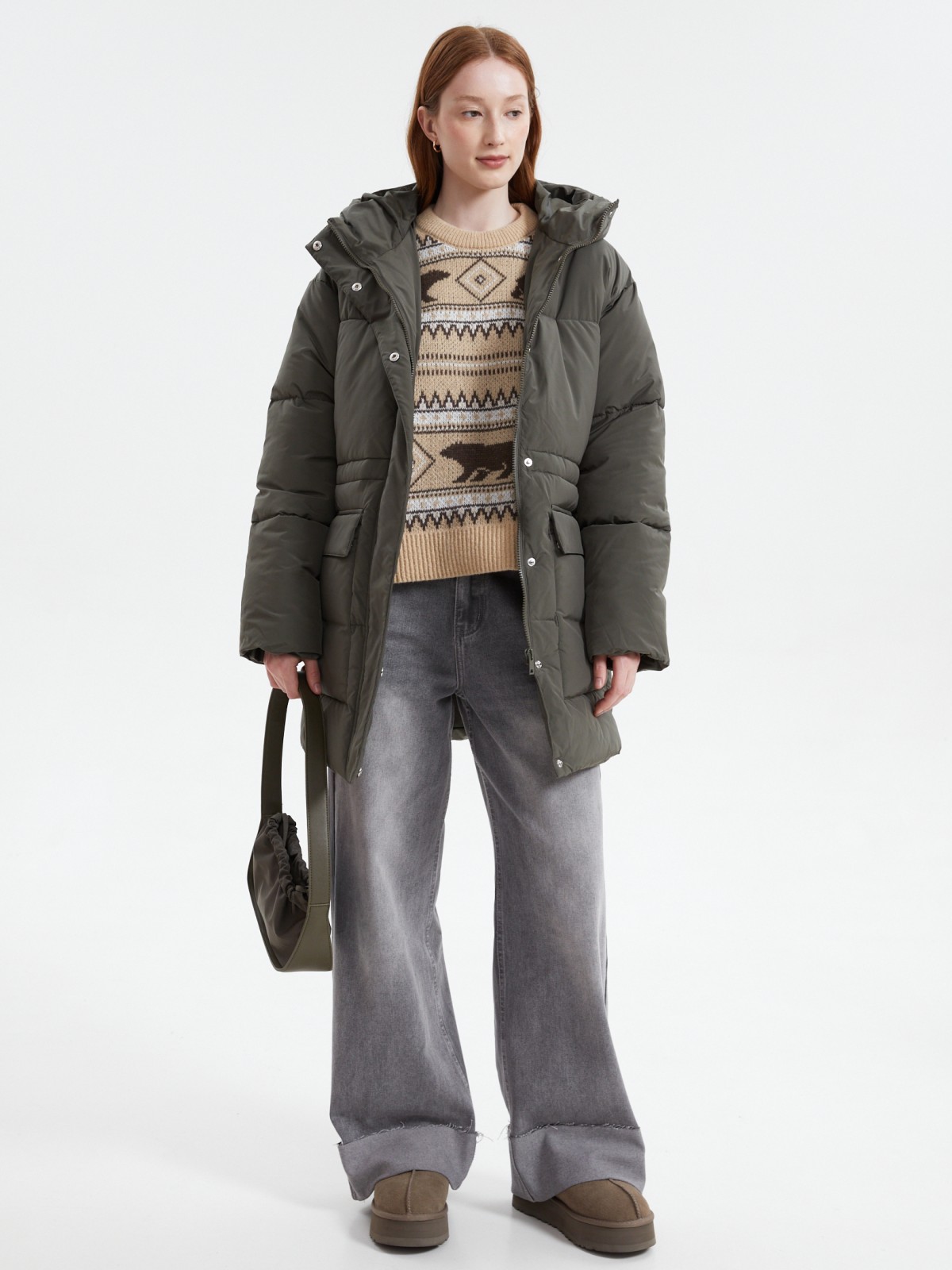 Тёплая куртка с капюшоном и кулиской