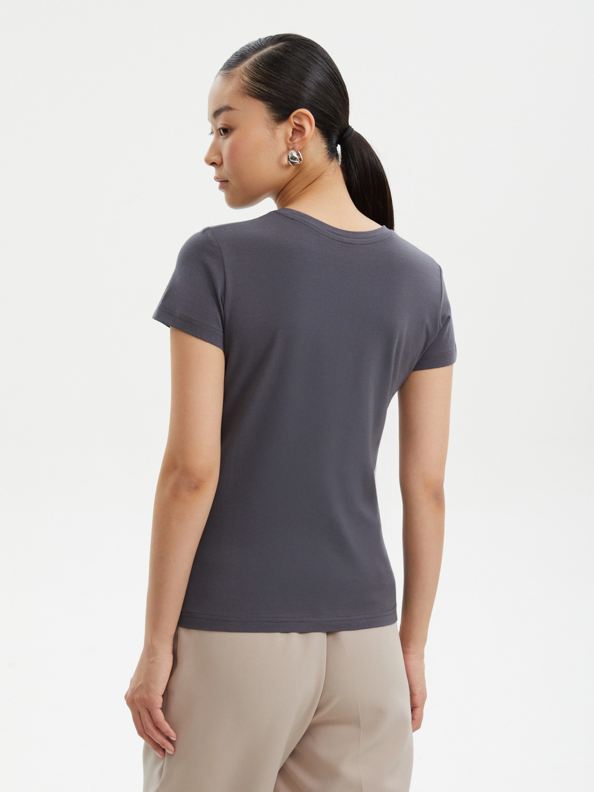 Футболка из хлопка однотонная