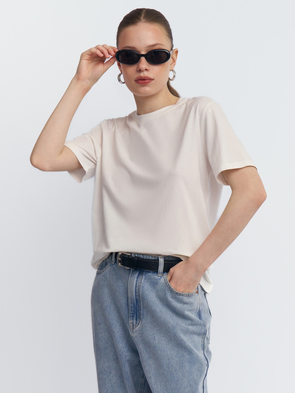 Однотонная футболка трикотажная