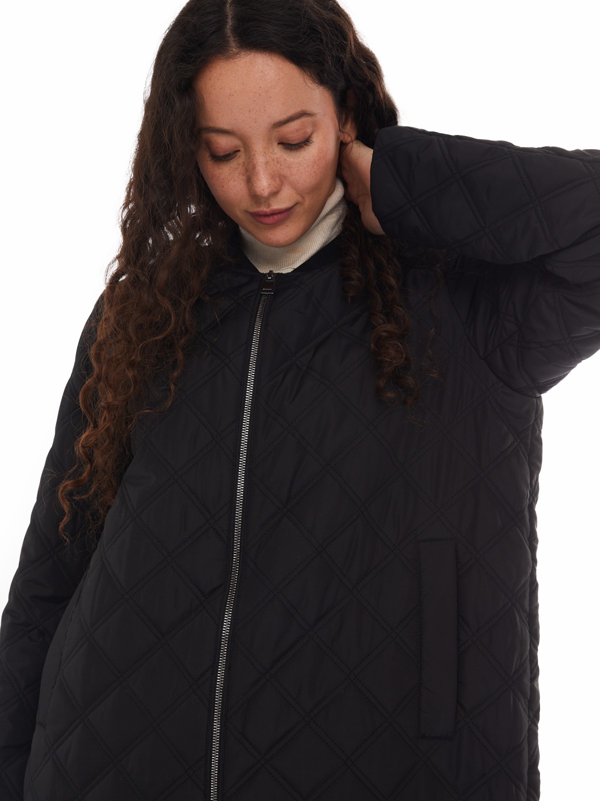 Утеплённое стёганое пальто-бомбер на синтепоне zolla 024125250044, цвет черный, размер XS - фото 4