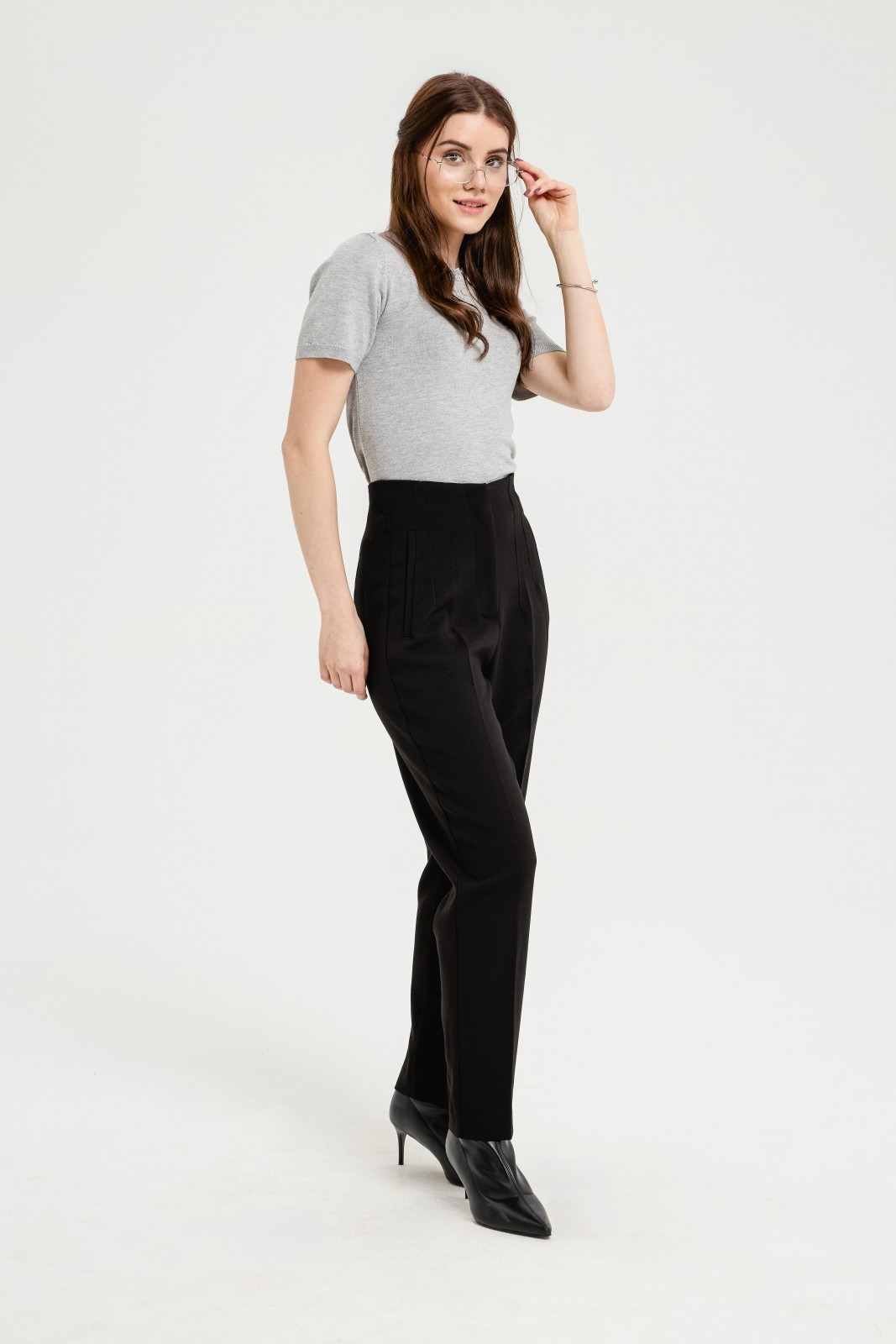 Офисные брюки Slim со стрелками